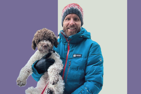 Kajo-koira on tarkkanenäinen lagotto romagnolo. Sen isäntä Mikko Kekäläinen on tunnettu tv-toimittaja. 